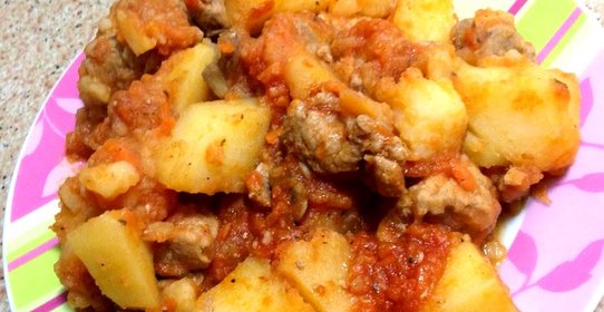 Картофель со свининой в мультиварке