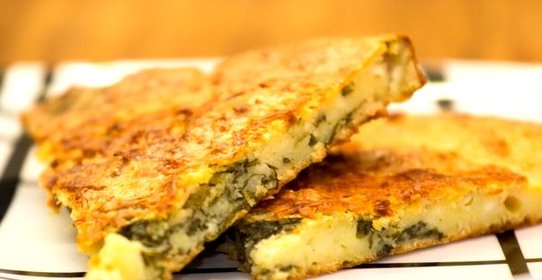 Творожная лепешка с полентой