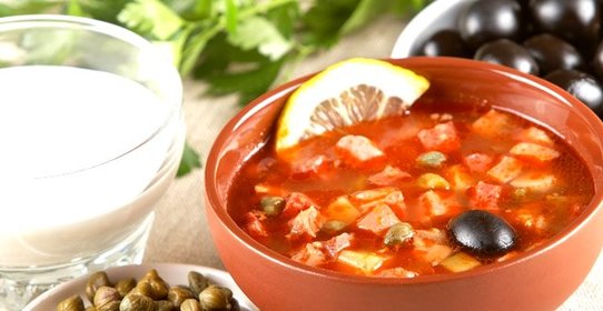 Солянка с картошкой в мультиварке