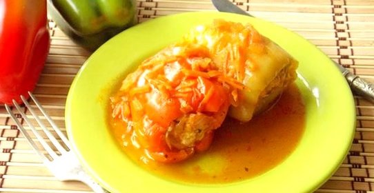 Перец с мясом в томатном соусе