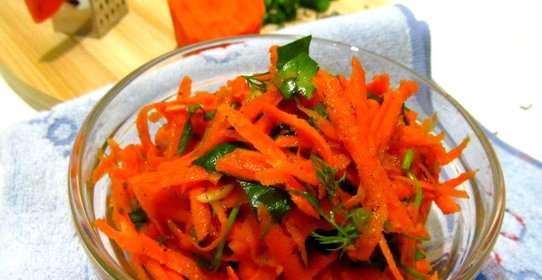 Салат морковный с петрушкой