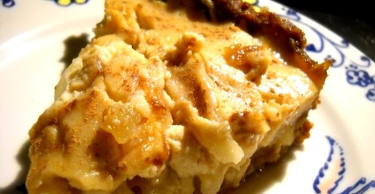 Грушевый пирог с миндальным кремом