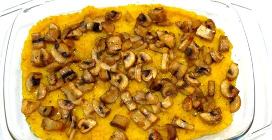 Кукурузная каша с шампиньонами