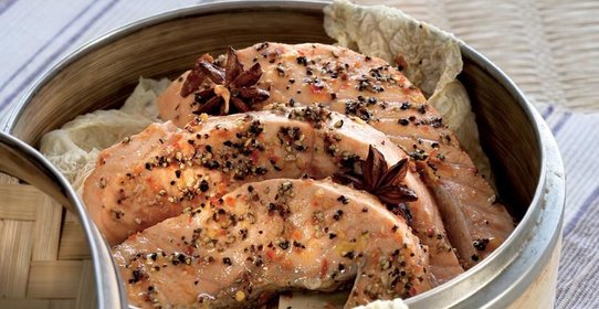 Лосось, маринованный в пяти специях