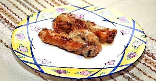 Куриные ножки под соусом