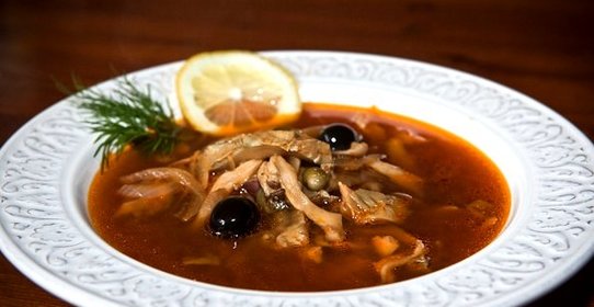 Грибная солянка в мультиварке