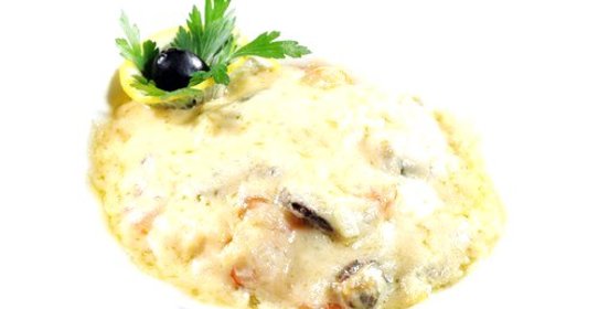 Морской жюльен из креветок и мидий