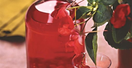 Настойка на красной смородине