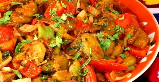 Говядина, тушеная с кабачками