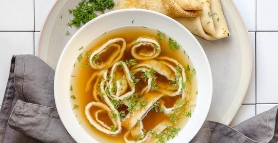 Суп с яичными блинчиками