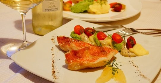 Морской окунь с картофельным стумпом