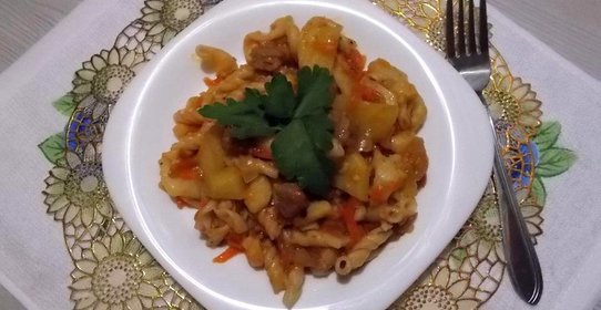 Ленивый бешбармак с фаршем