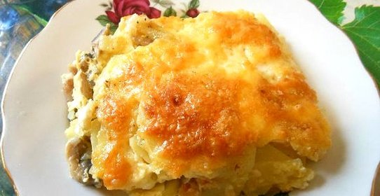 Запеченная картошка с шампиньонами и сыром
