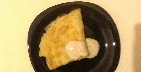 Блинчики с корицей и сливочным соусом