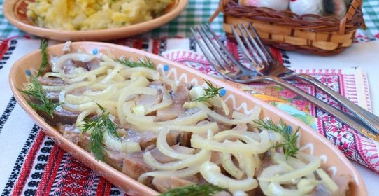 Сельдь в лимонном маринаде