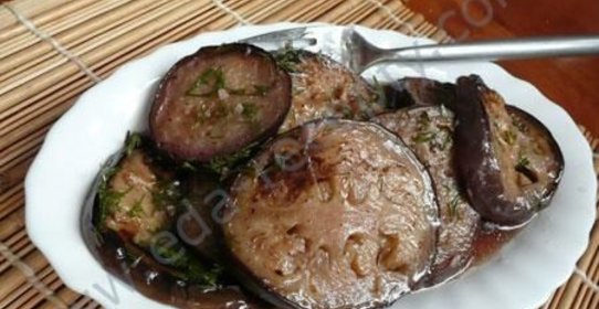 Баклажаны, маринованные в вине