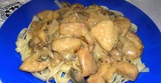 Курица по-строгановски