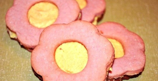 Печенье Розовые цветочки