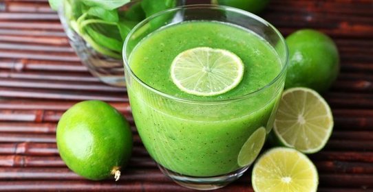 Смузи с лаймом и киви