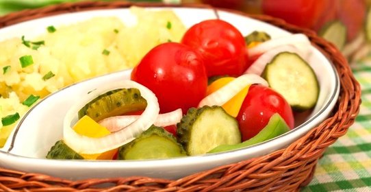 Черри, огурцы, болгарский перец маринованные по-быстрому