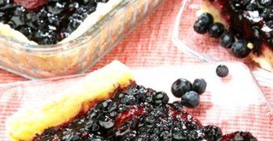 Черничный торт с лимонной цедрой