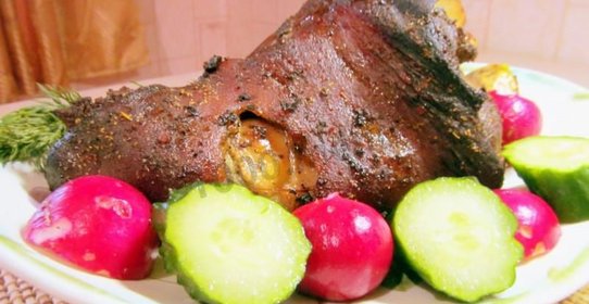 Свиная рулька в рукаве запеченная в духовке