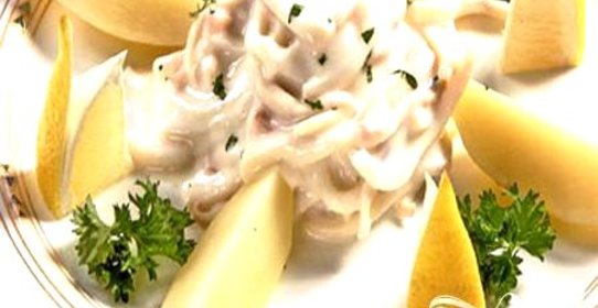 Кальмары в соусе