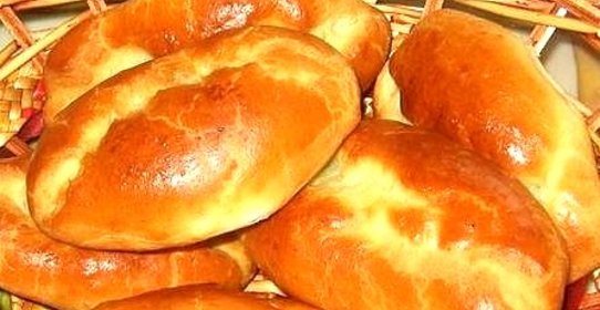 Печеные пирожки с яблоками