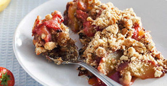 Фрукты с шоколадной крошкой в мультиварке