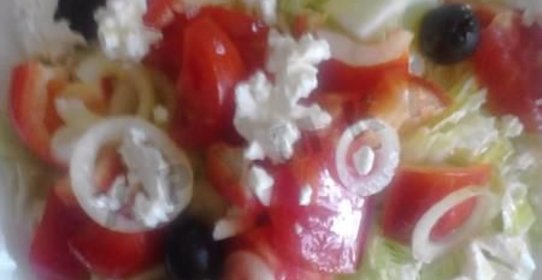 Греческий салат с фетой