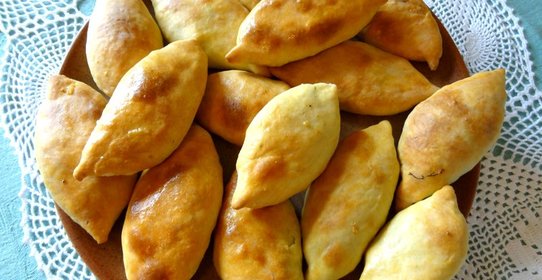 Пирожки с яйцом