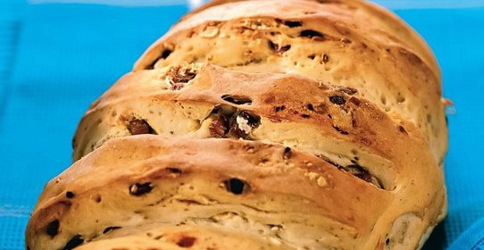 Хлеб с финиками