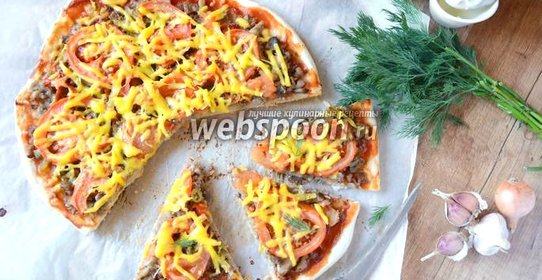 Острая пицца с говяжьим фаршем и грибами