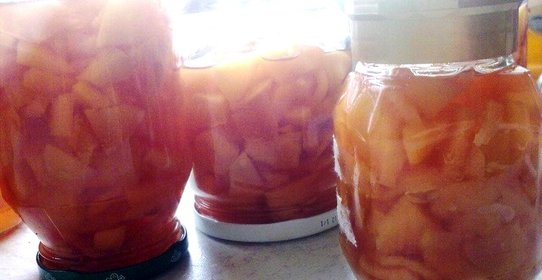 Ароматное варенье из айвы