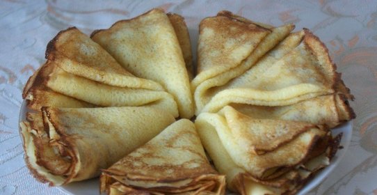 Блинчики на кефире со сливочным маслом