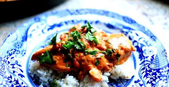 Куриные грудки в маринаде с помидорами