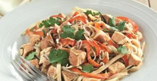 Лапша с пряной индейкой