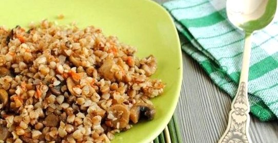 Томленая гречка с грибами