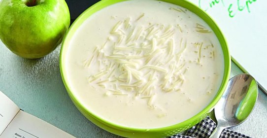 Молочная лапша с медом и ванилью