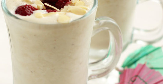 Молочный коктейль с мороженым