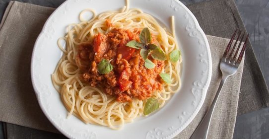 Спагетти болоньезе (веган)