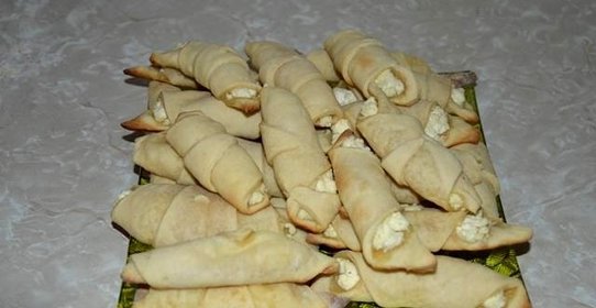 Рогалики с творожной начинкой