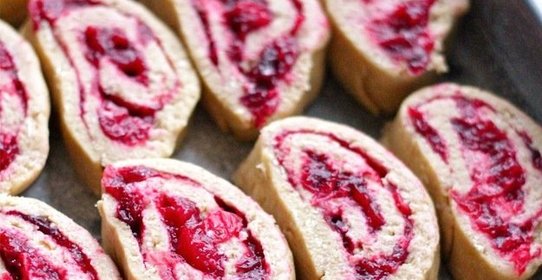 Клюквенный рулет