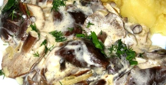 Маринованные опята в сметане