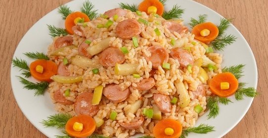Плов с сосисками