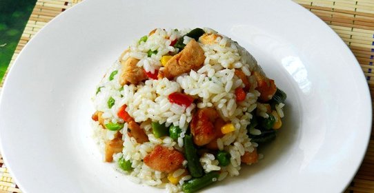 Курица с рисом и овощами
