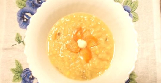 Гороховая каша с морковью