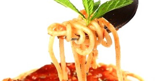 Паста с соусом из сладкого перца