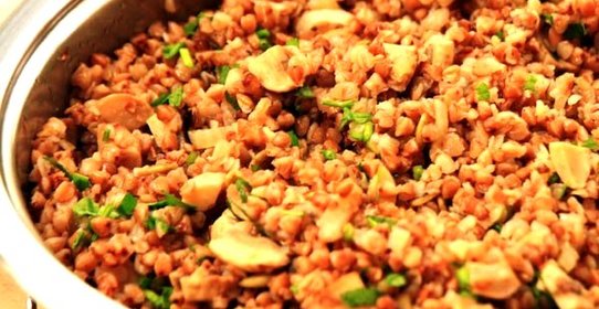 Курица с гарниром в мультиварке