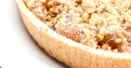 Пирог с абрикосами и мюсли